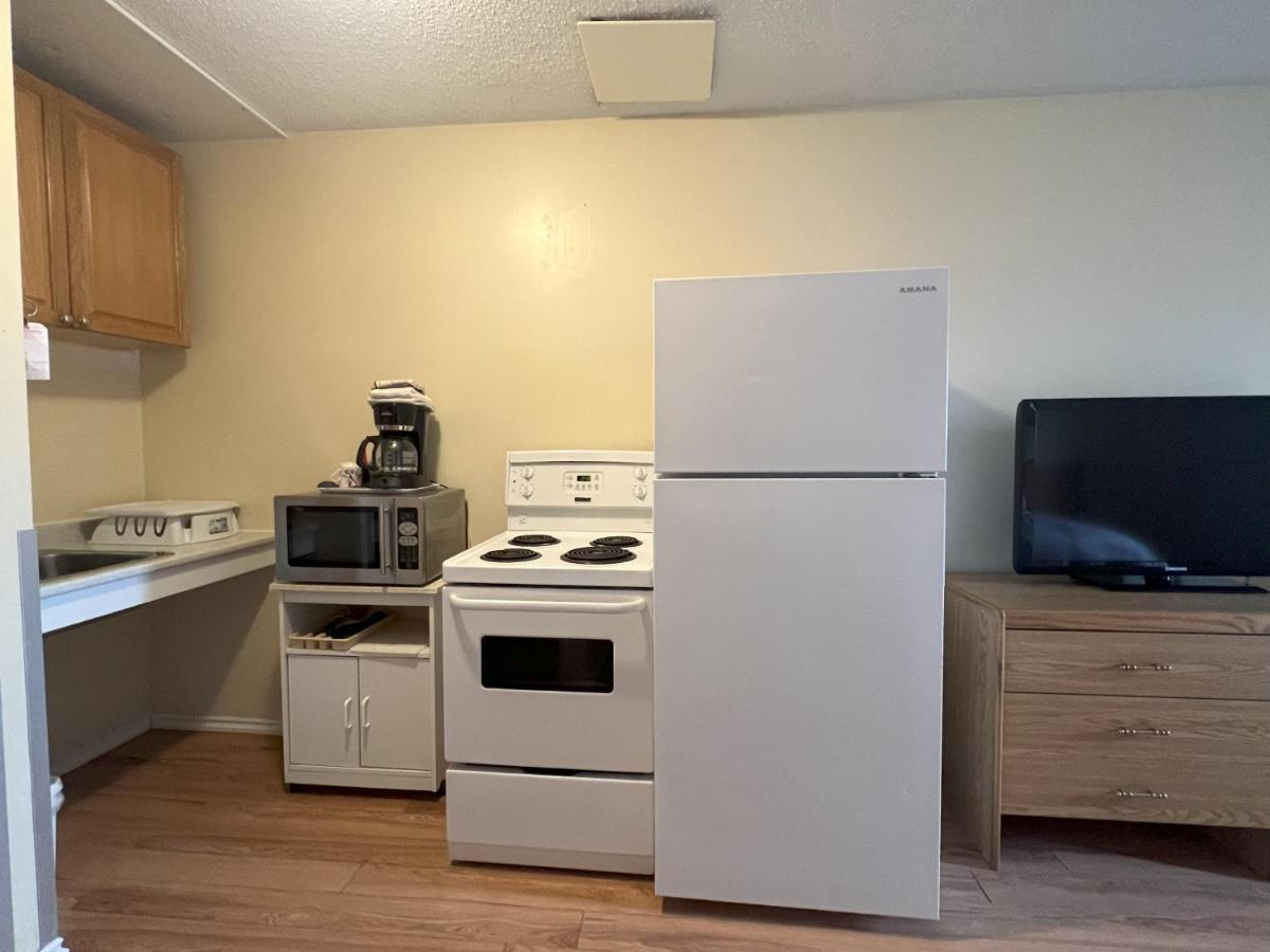 Hillview Motel Vanderhoof 외부 사진
